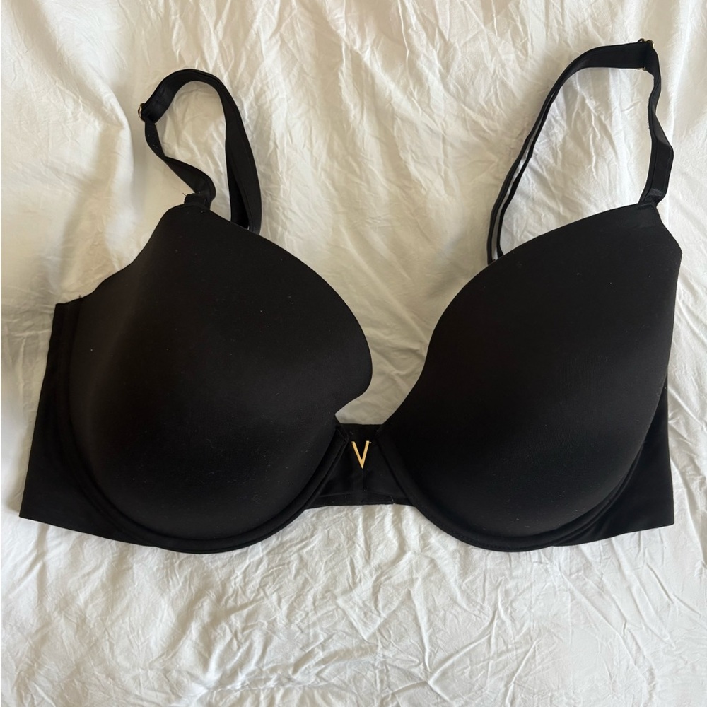 Victoria's Secret Black Lightly lined Demi bra 38DD